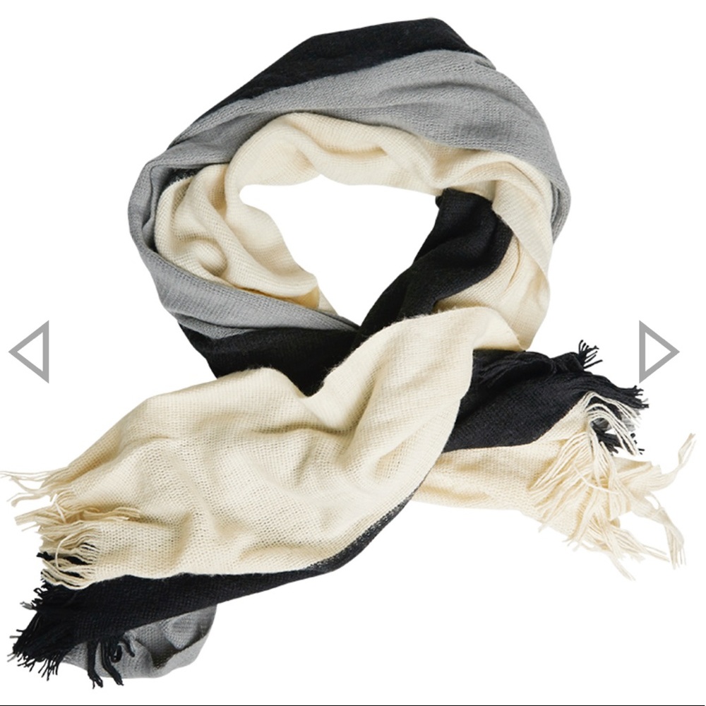 Tri-Color Scarf